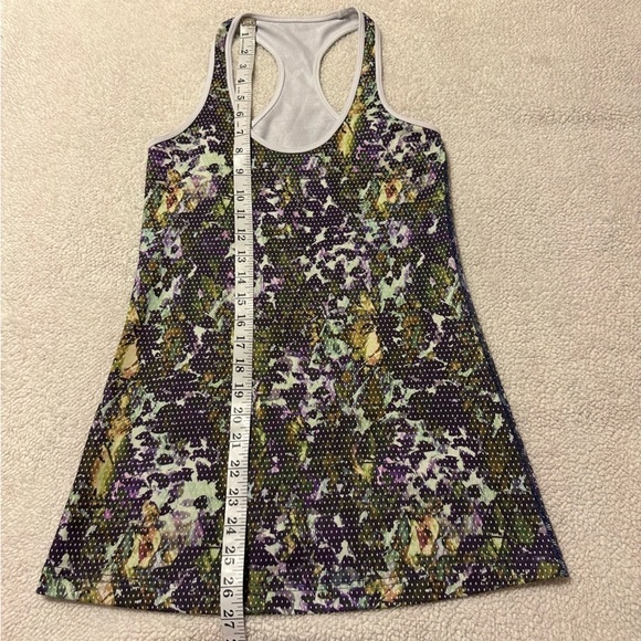 Lululemon Cool Racerback Tank Top Green Purple Floral Sport White Multi Print - Picture 4 of 10